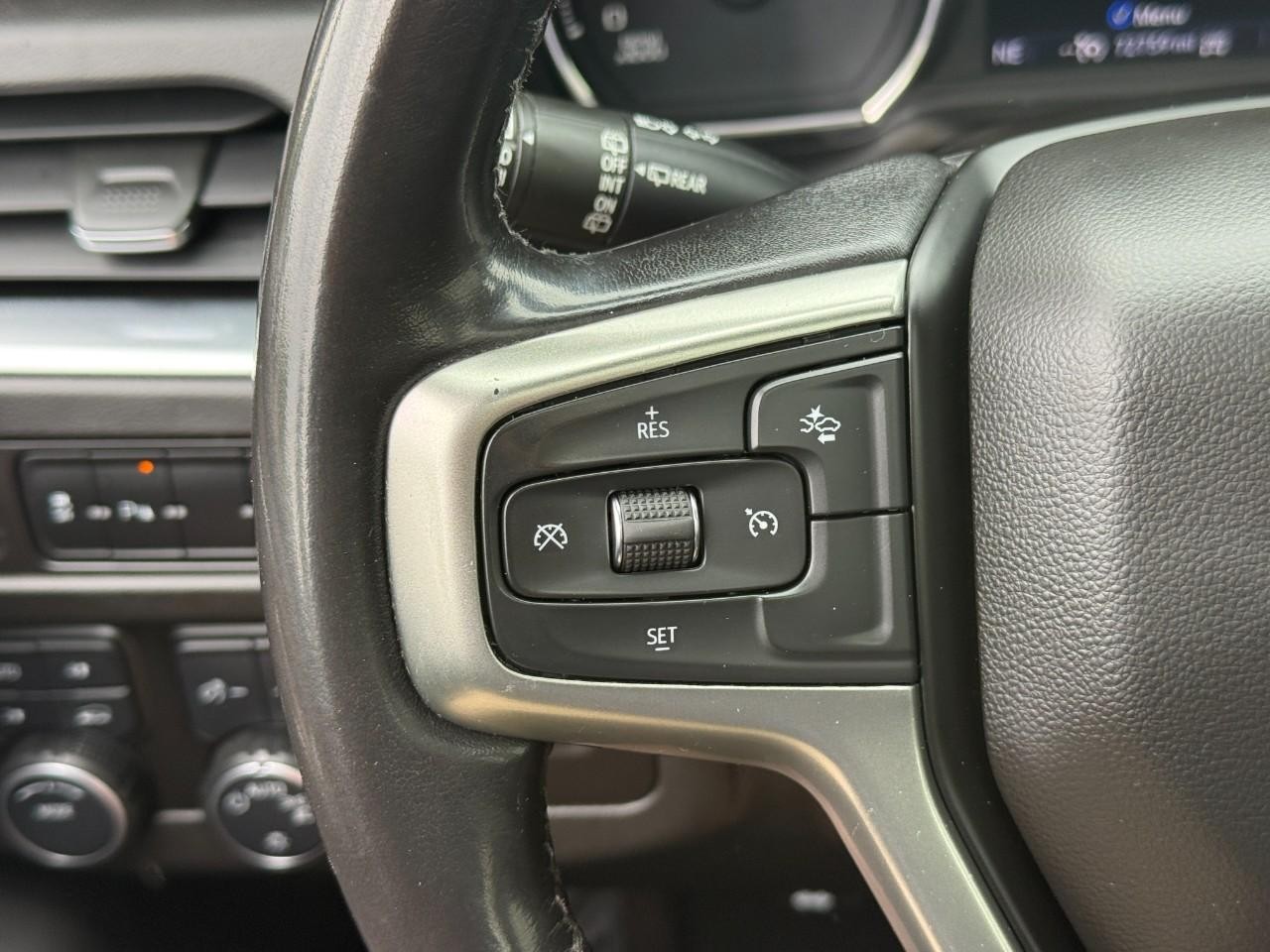 Chevrolet Tahoe Vehicle Full-screen Gallery Image 21
