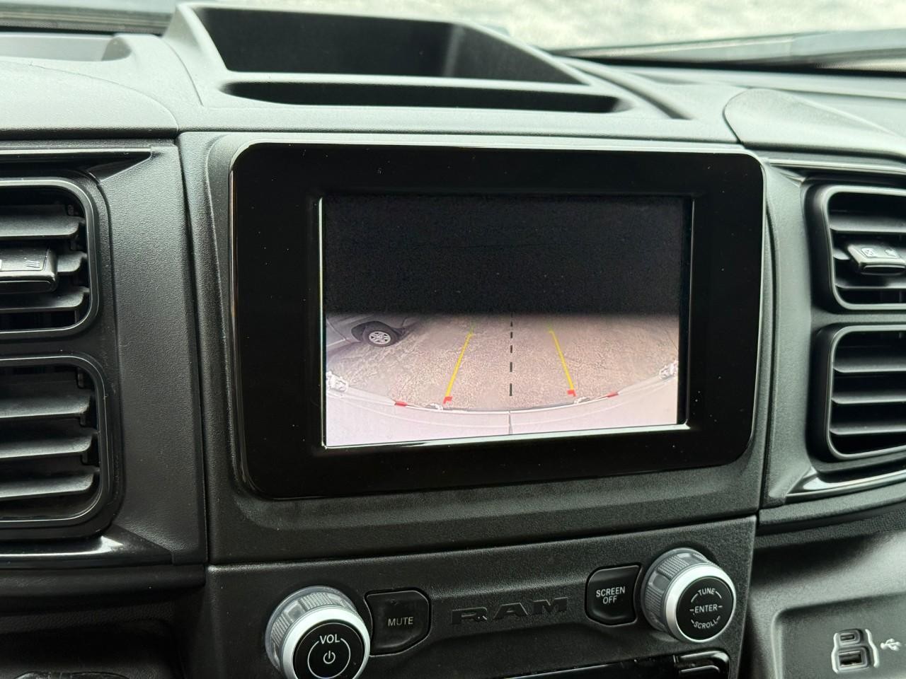 Ram ProMaster Cargo Van Vehicle Full-screen Gallery Image 18
