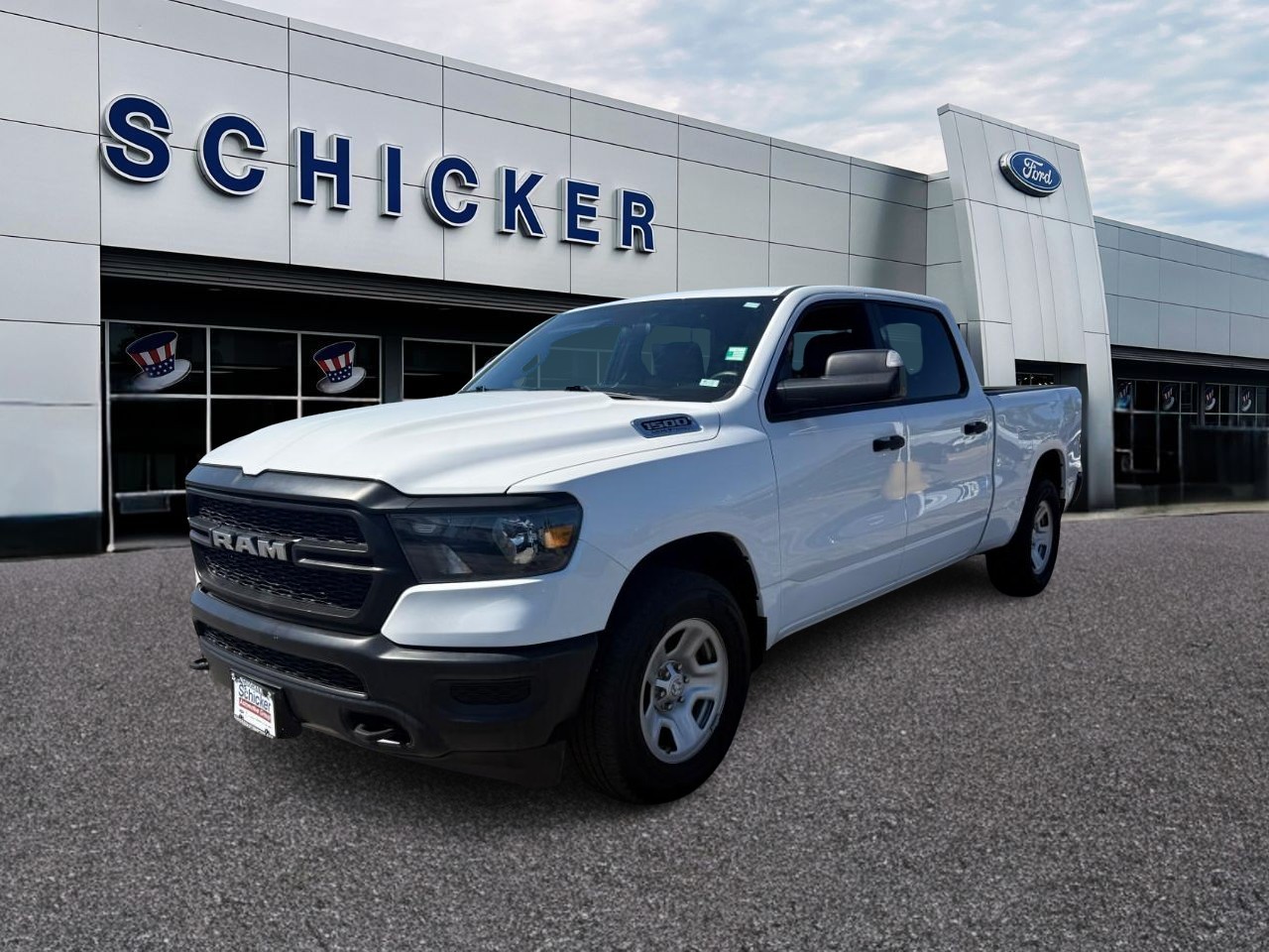 Ram 1500 Vehicle Full-screen Gallery Image 04