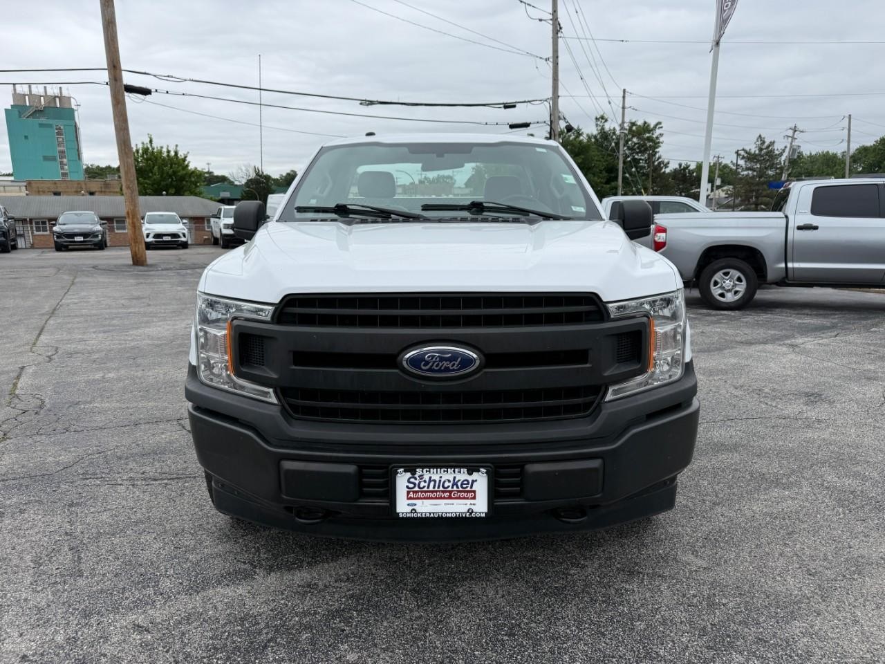 Ford F-150 Vehicle Full-screen Gallery Image 09