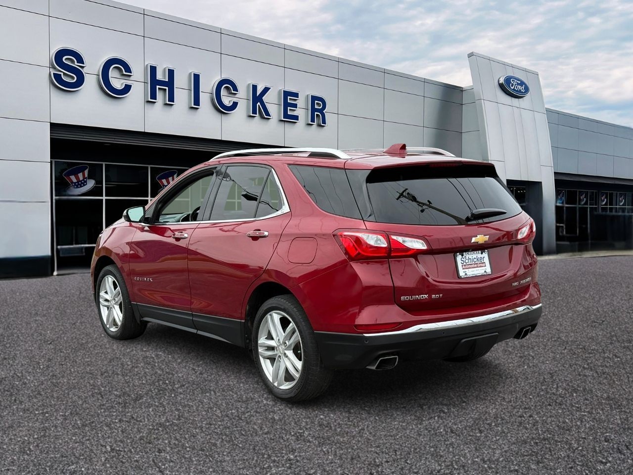 Chevrolet Equinox Vehicle Full-screen Gallery Image 03