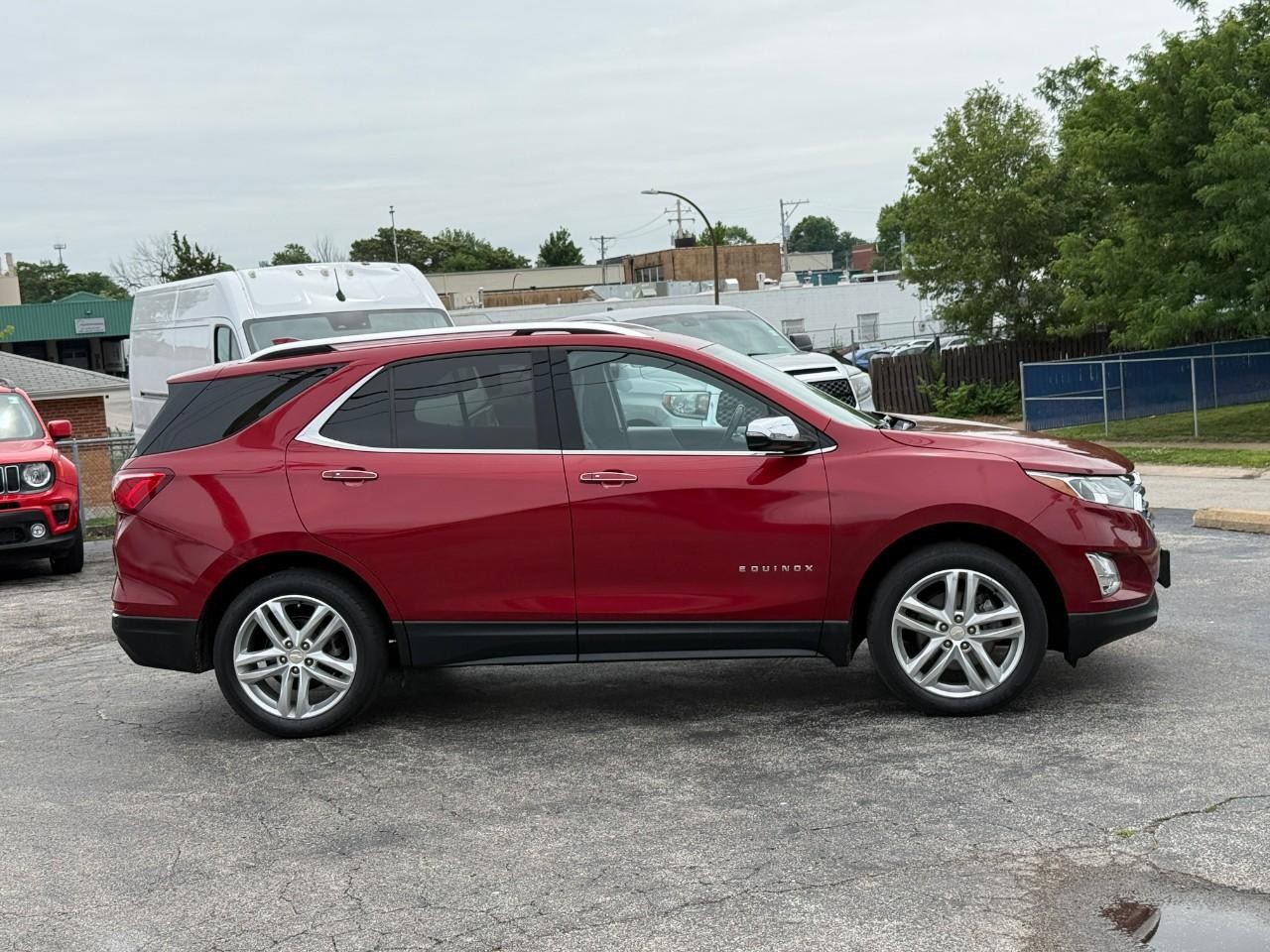 Chevrolet Equinox Vehicle Full-screen Gallery Image 05