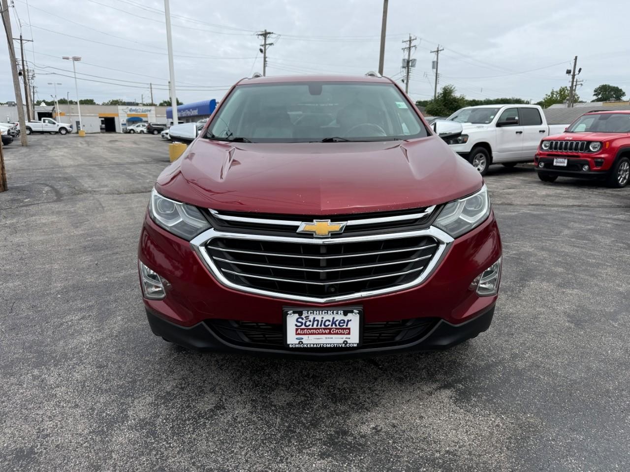 Chevrolet Equinox Vehicle Full-screen Gallery Image 10