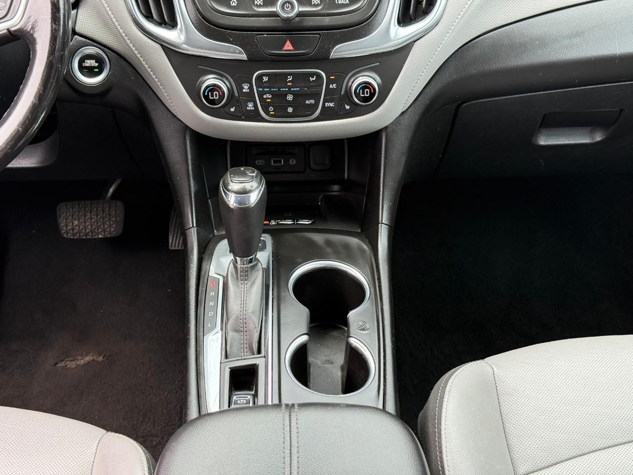 Chevrolet Equinox Vehicle Full-screen Gallery Image 16