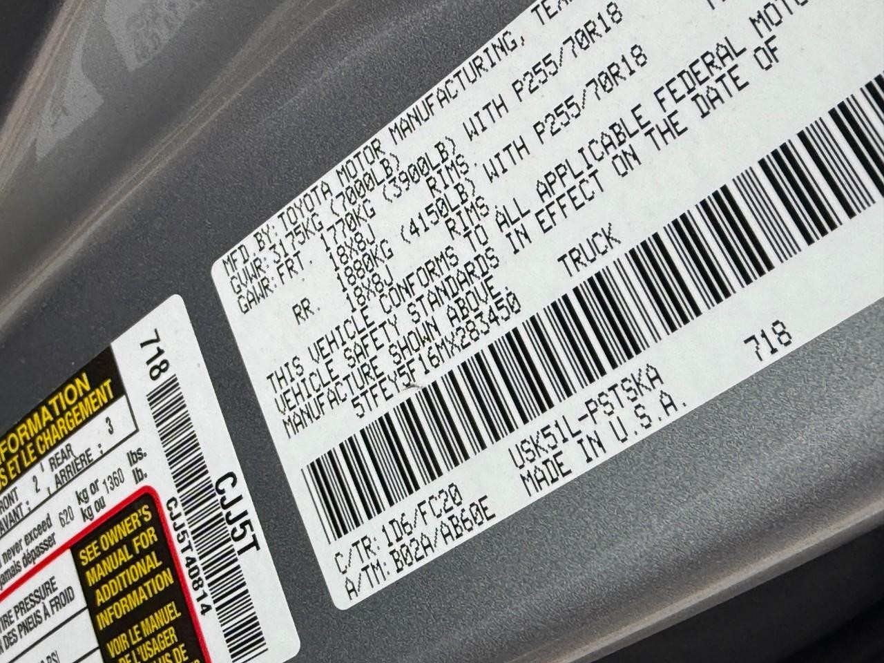 Toyota Tundra 2WD Vehicle Full-screen Gallery Image 21