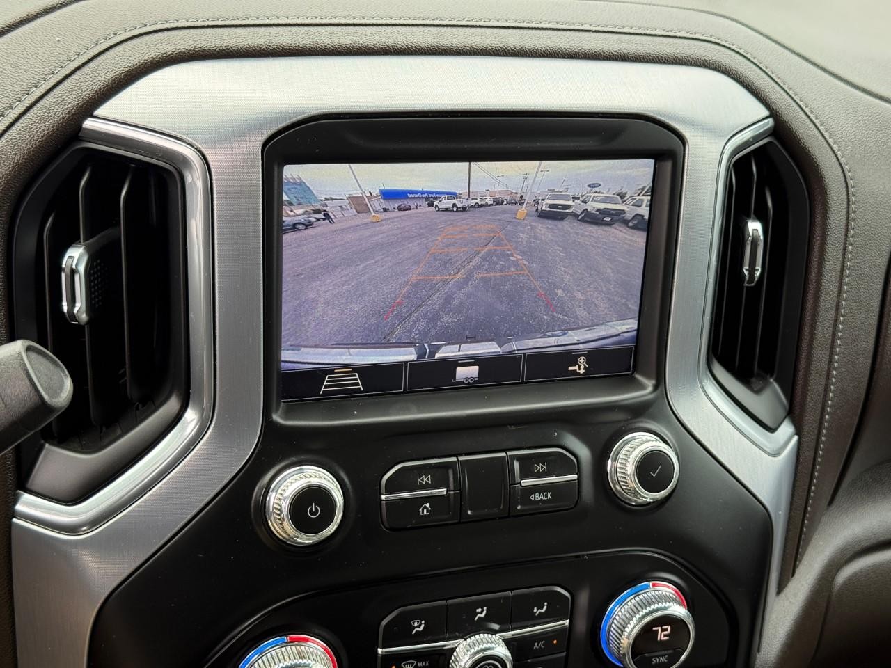 GMC Sierra 1500 Vehicle Full-screen Gallery Image 20