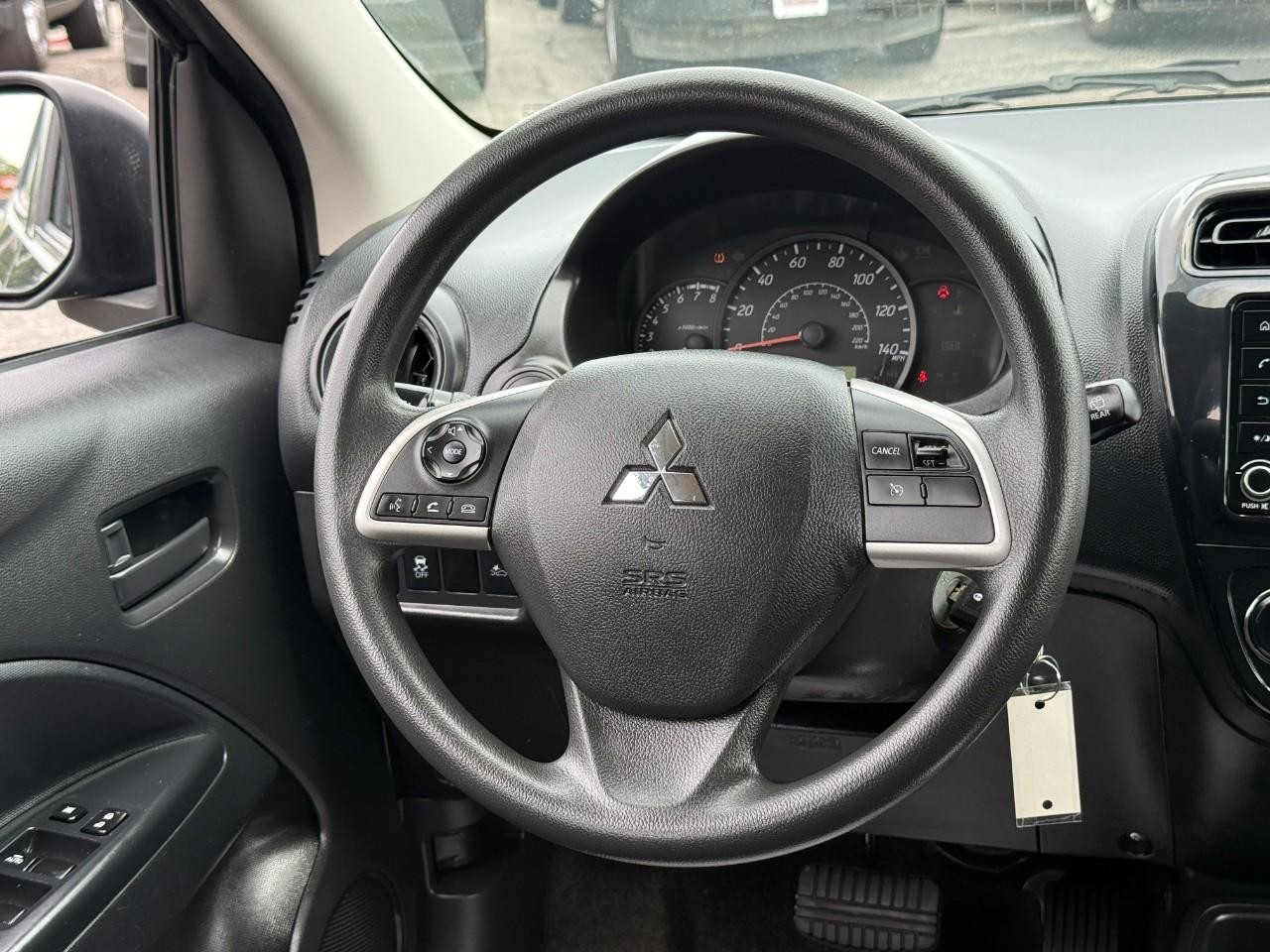 Mitsubishi Mirage Vehicle Full-screen Gallery Image 12