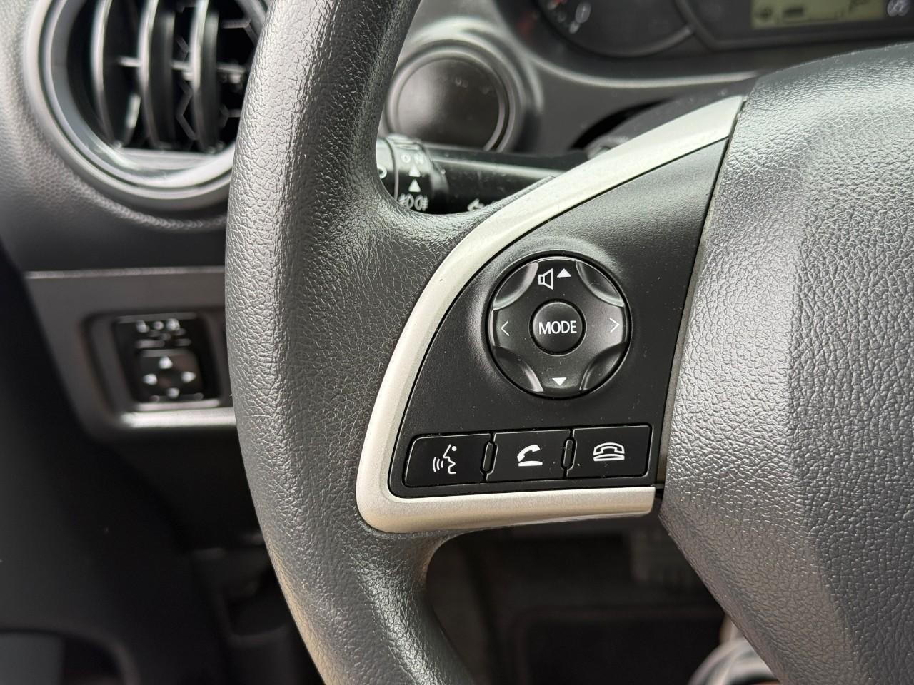 Mitsubishi Mirage Vehicle Full-screen Gallery Image 19