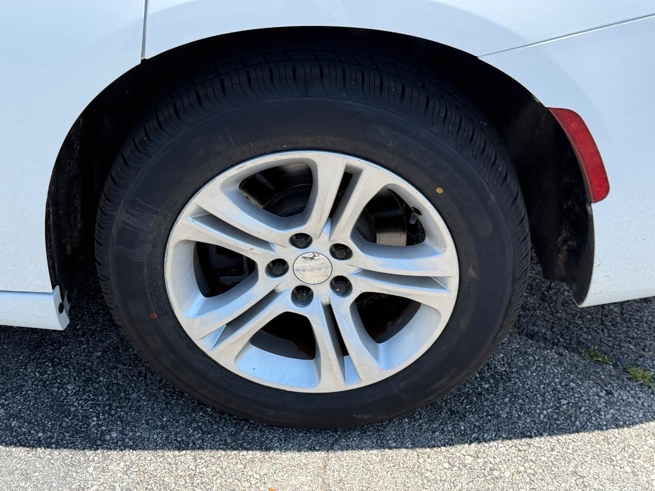 Dodge Charger Vehicle Full-screen Gallery Image 07