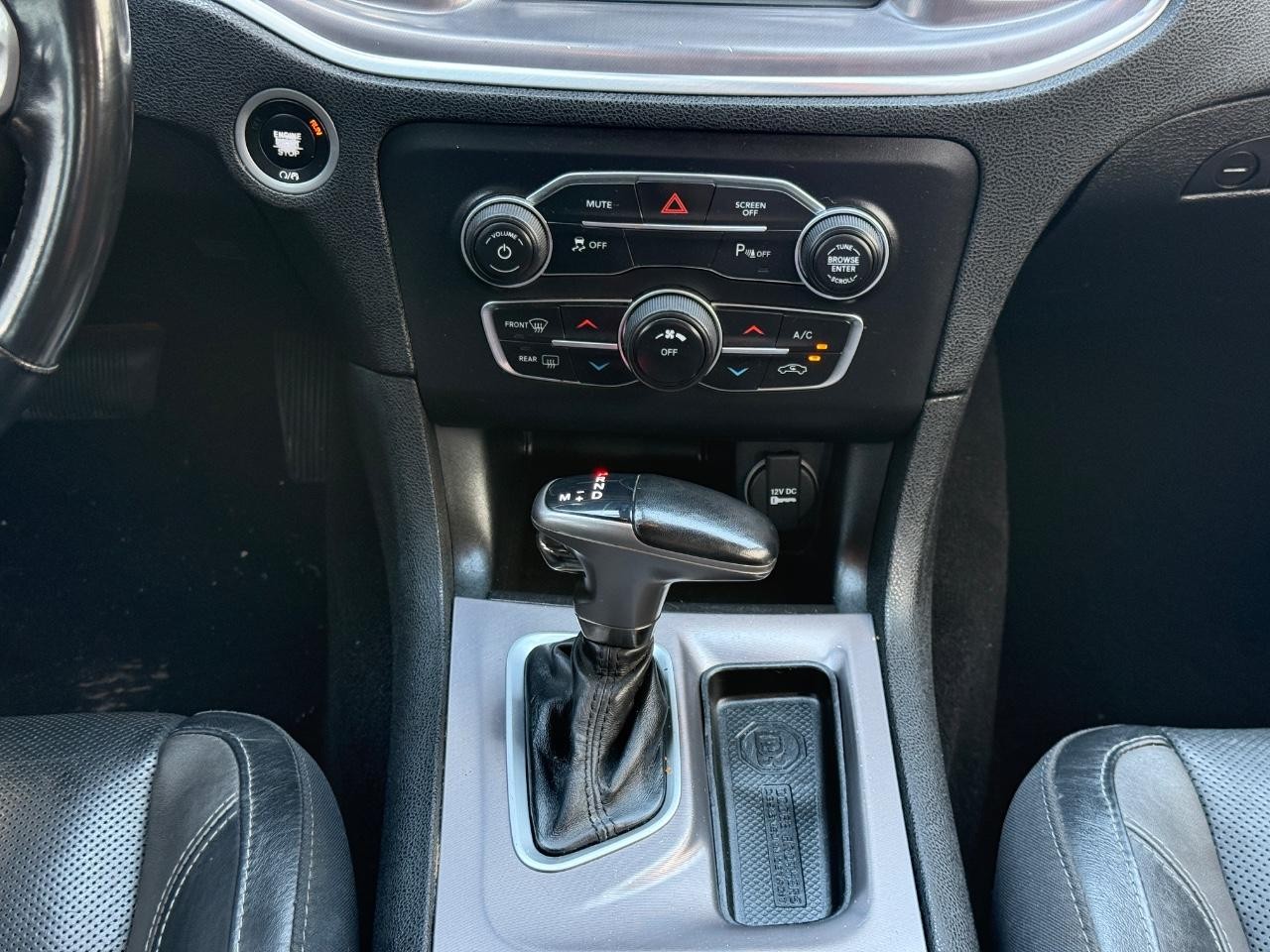 Dodge Charger Vehicle Full-screen Gallery Image 14