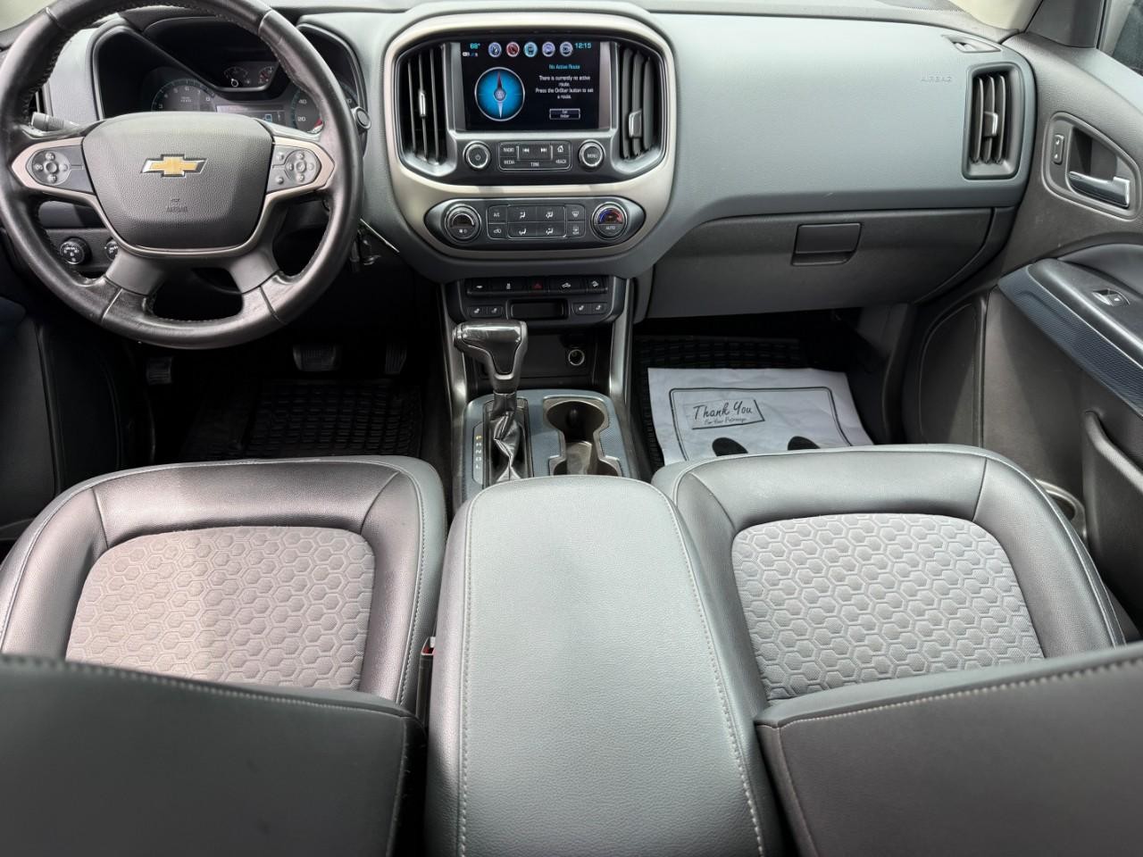 Chevrolet Colorado Vehicle Full-screen Gallery Image 11