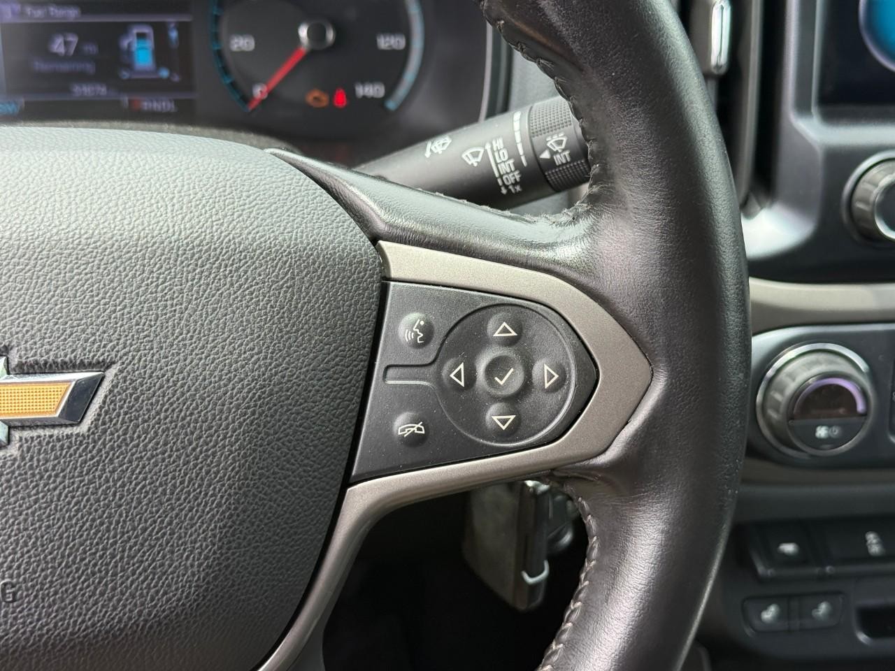 Chevrolet Colorado Vehicle Full-screen Gallery Image 21