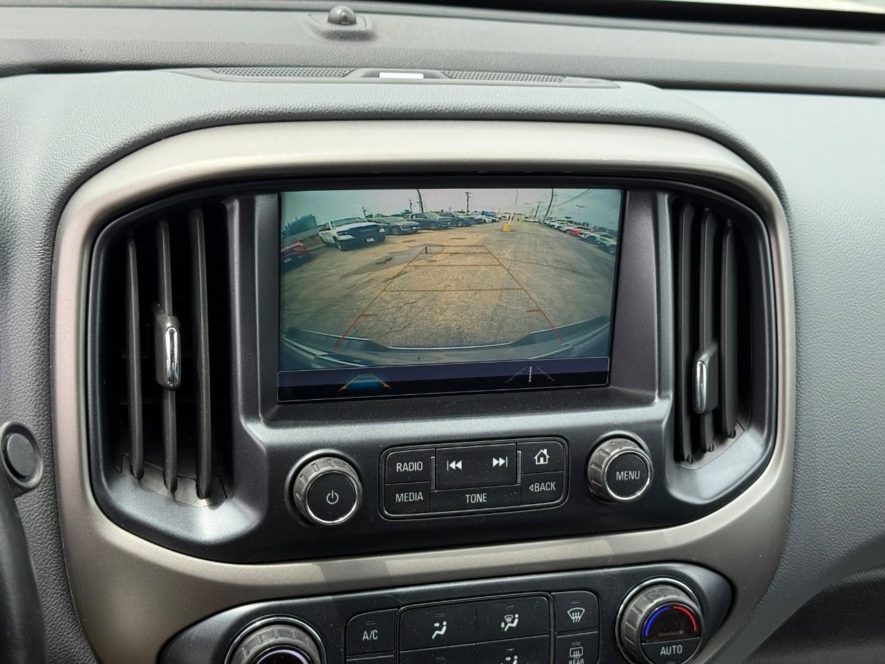 Chevrolet Colorado Vehicle Full-screen Gallery Image 25