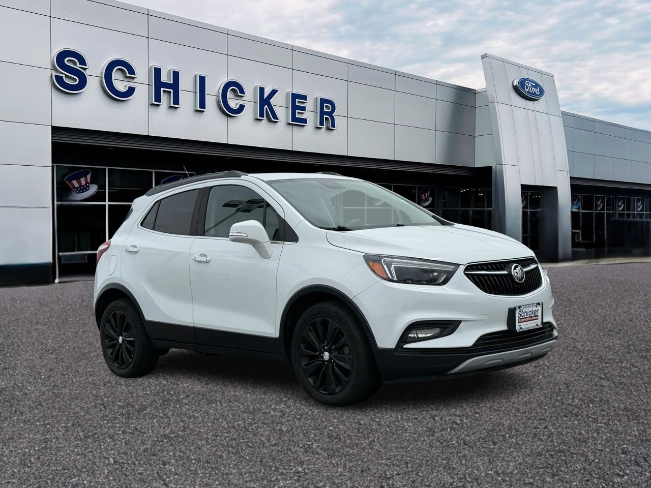 Buick Encore Vehicle Full-screen Gallery Image 01