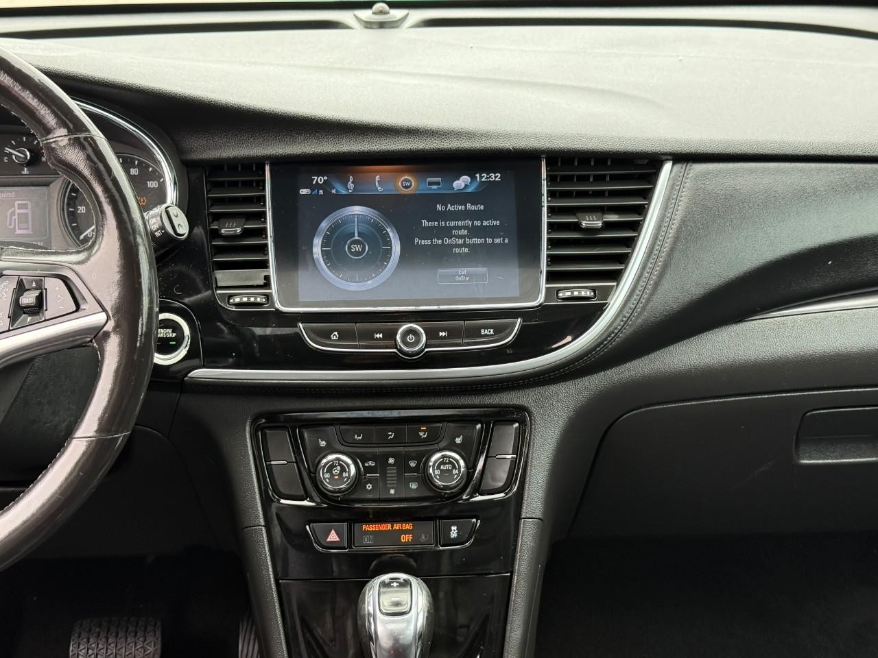 Buick Encore Vehicle Full-screen Gallery Image 14