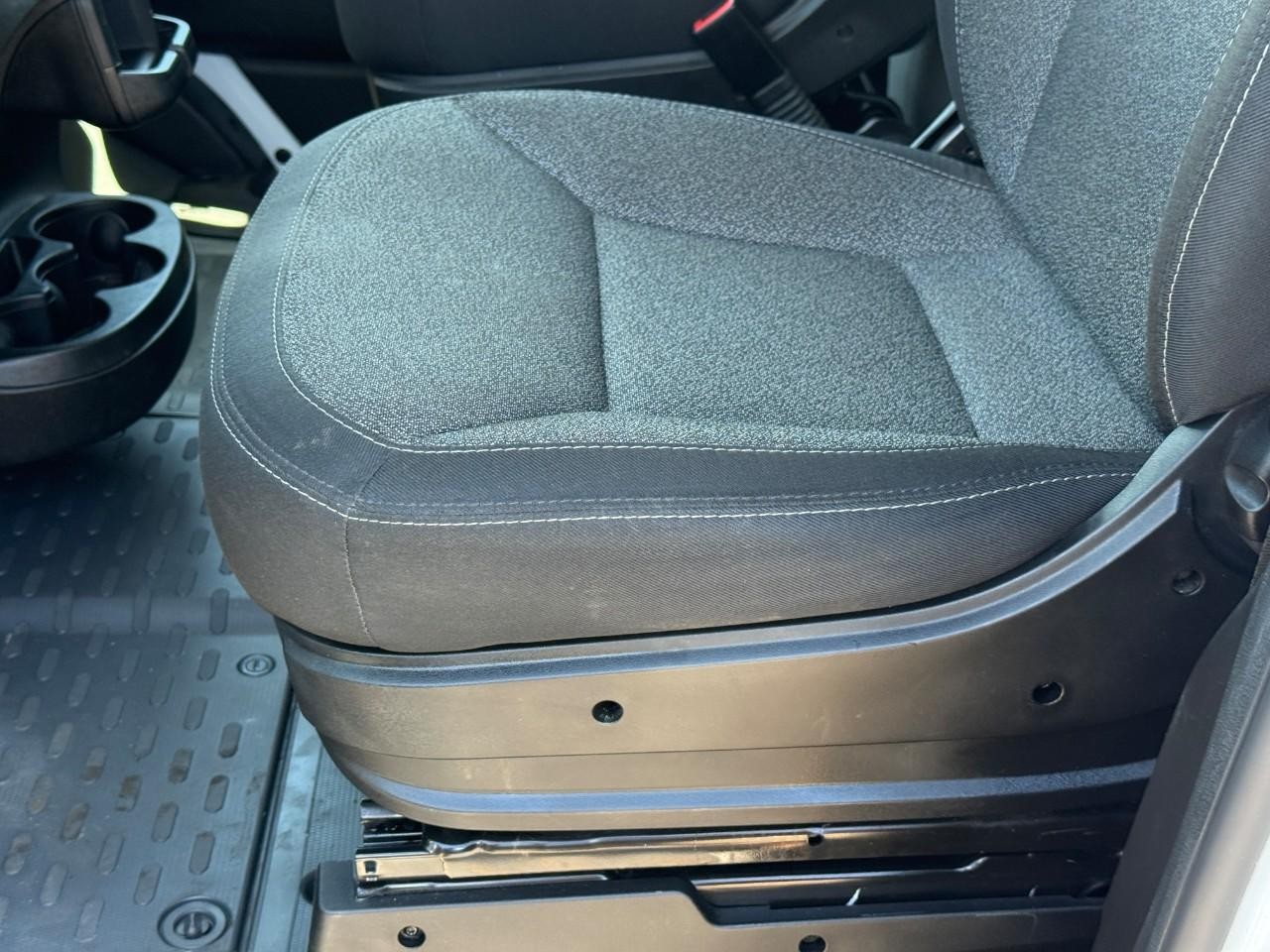 Ram ProMaster Cargo Van Vehicle Full-screen Gallery Image 13