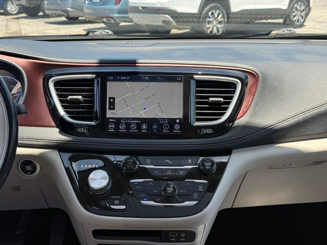 2020 Chrysler Pacifica Limited - Photo 14