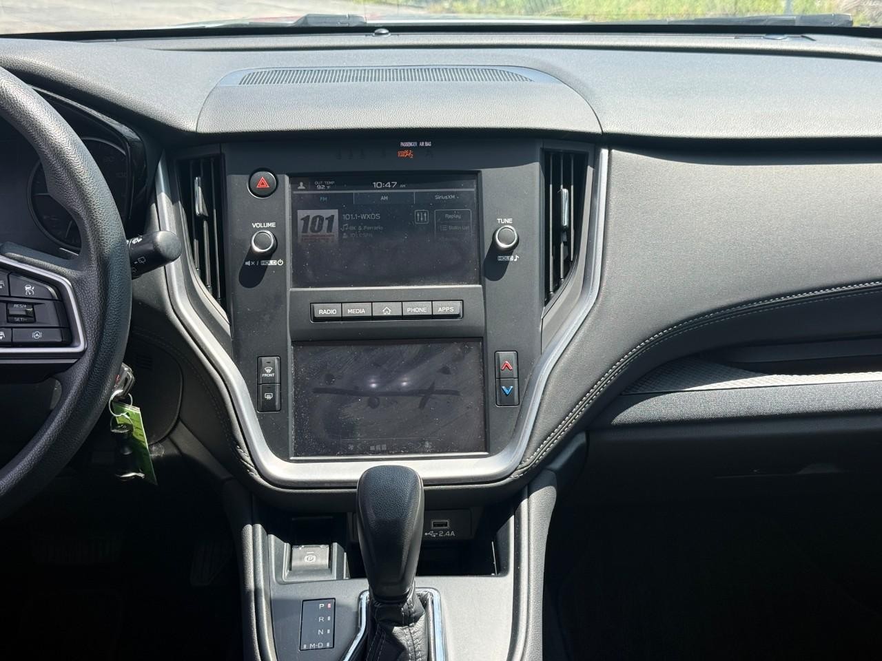 Subaru Outback Vehicle Full-screen Gallery Image 14