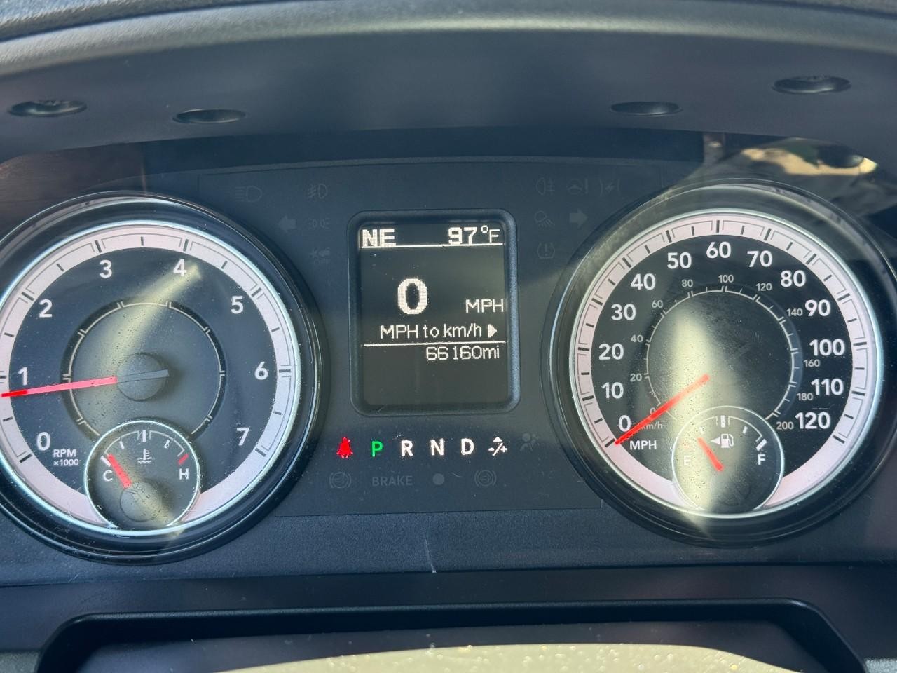 Ram 1500 Classic Vehicle Full-screen Gallery Image 19
