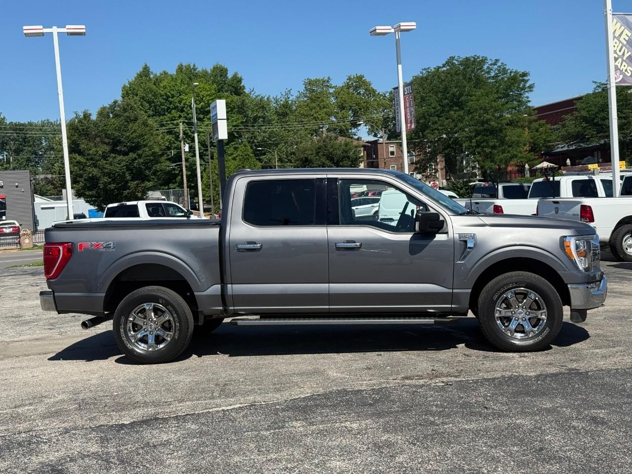 Ford F-150 Vehicle Full-screen Gallery Image 05