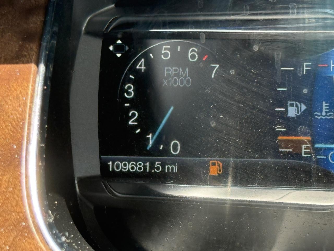 Ford Taurus Vehicle Full-screen Gallery Image 22