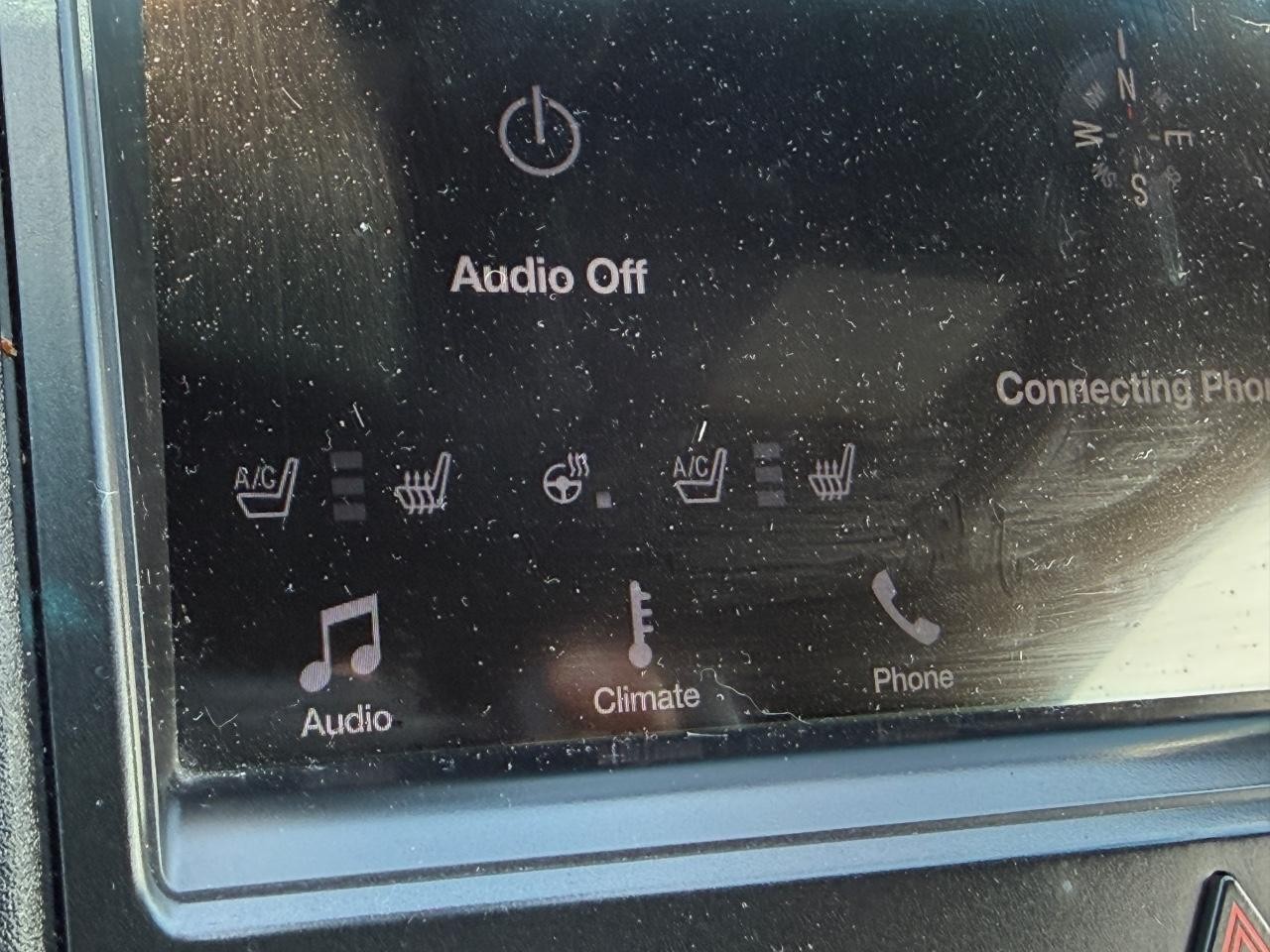 Ford Taurus Vehicle Full-screen Gallery Image 24