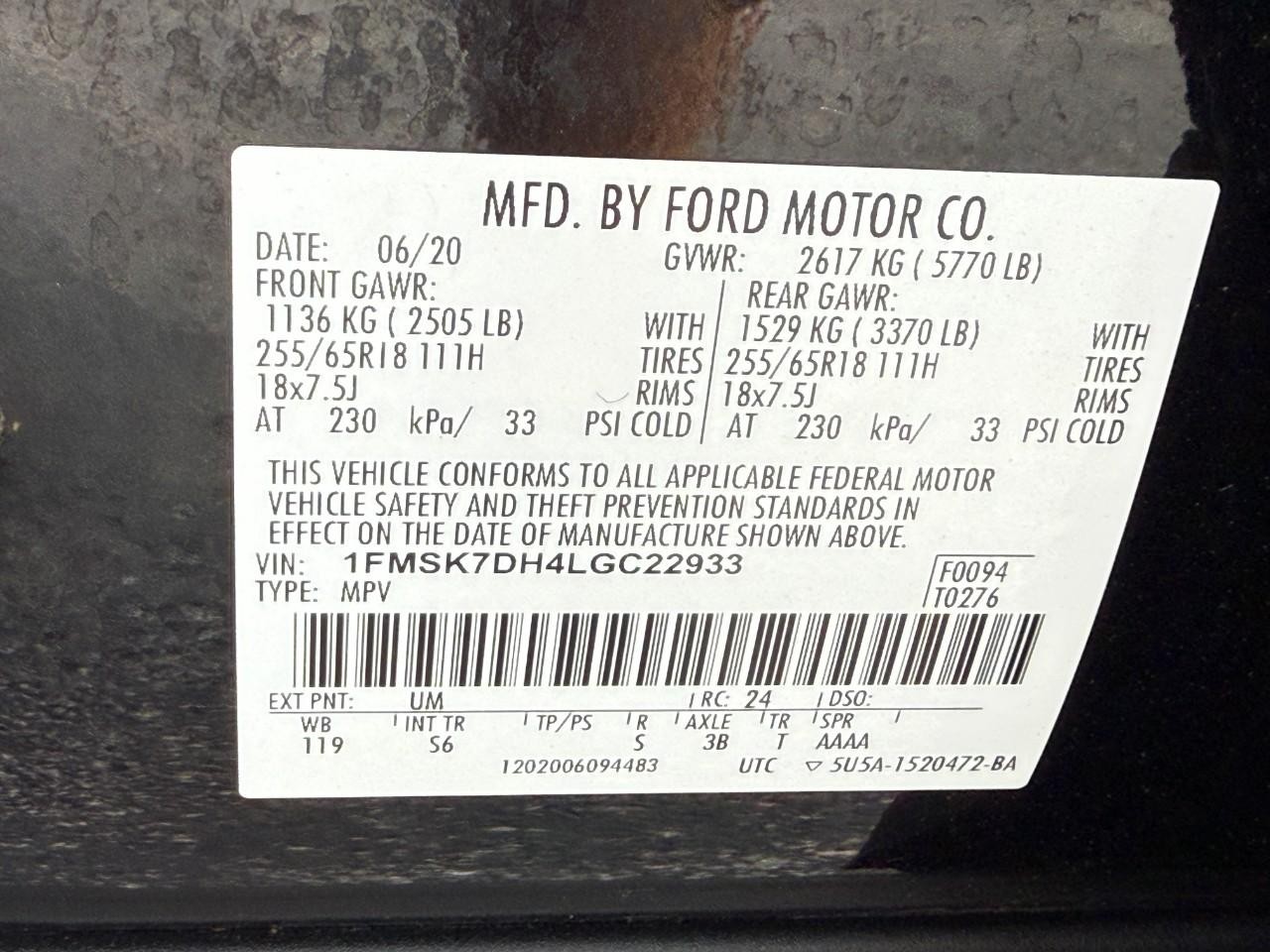 Ford Explorer Vehicle Full-screen Gallery Image 26