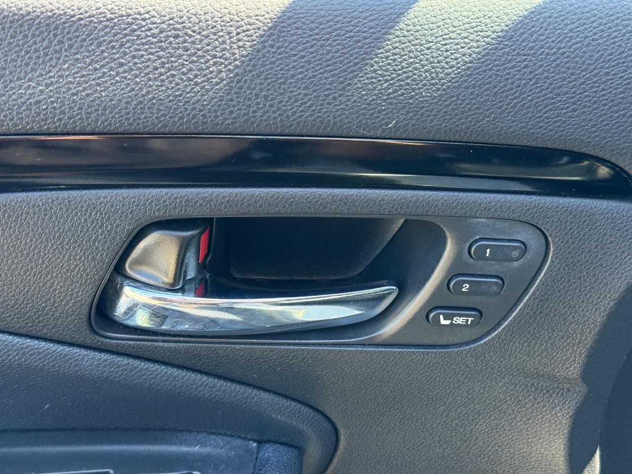Honda Pilot Vehicle Full-screen Gallery Image 19