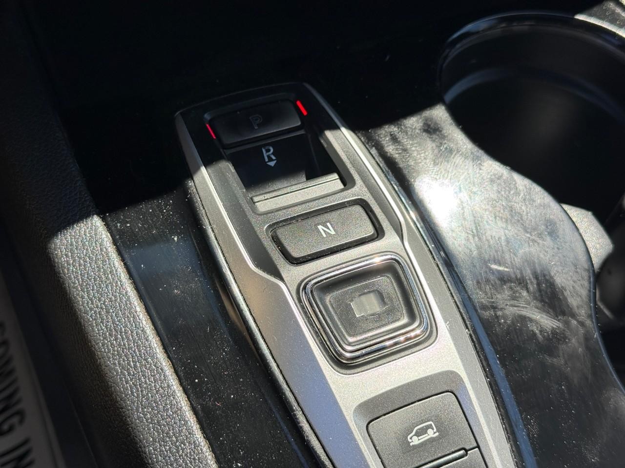 Honda Pilot Vehicle Full-screen Gallery Image 25