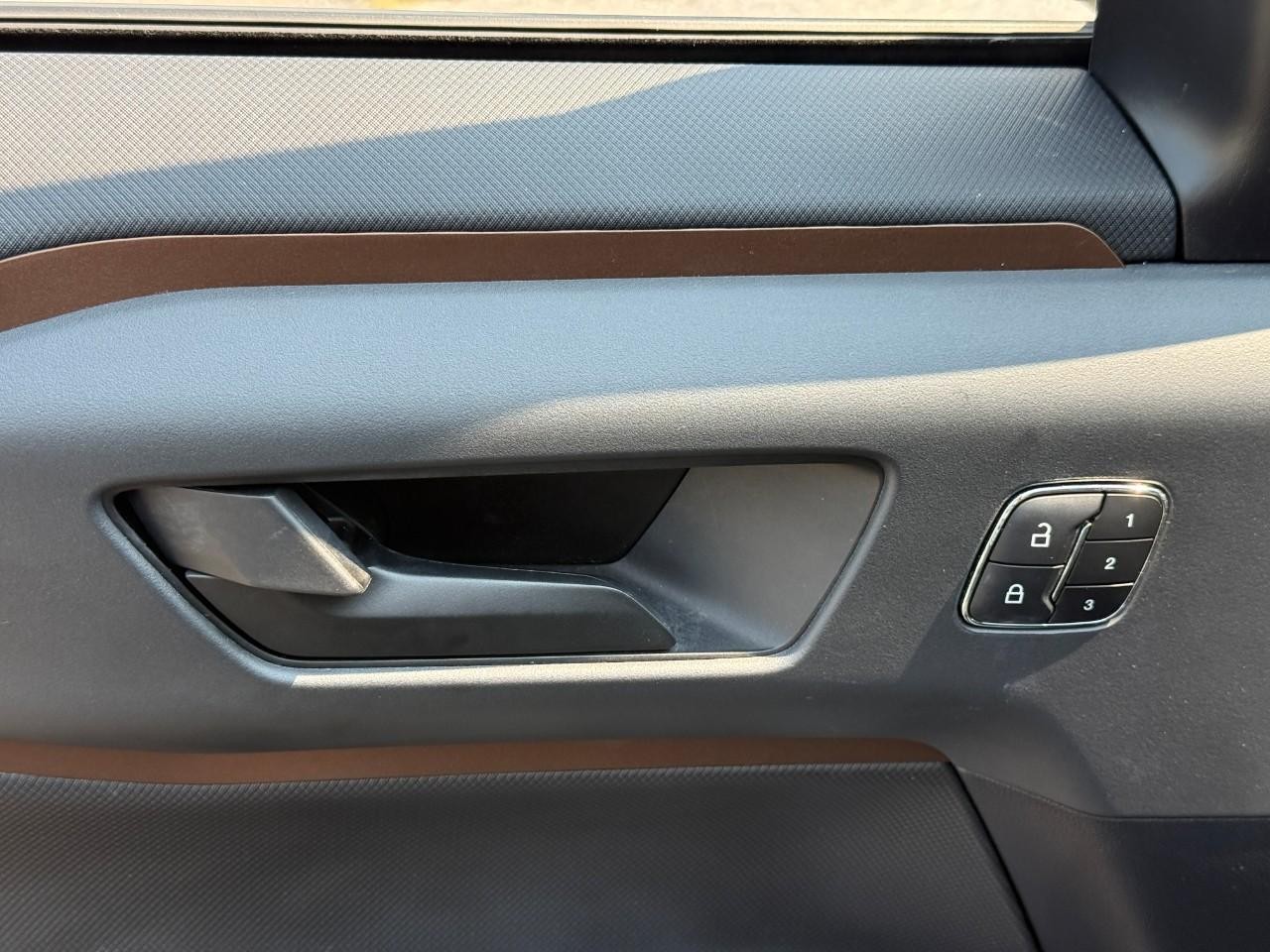 Ford Bronco Sport Vehicle Full-screen Gallery Image 15