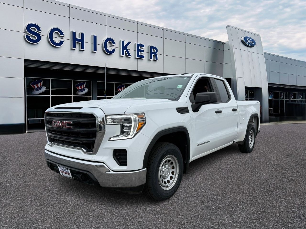 GMC Sierra 1500 Vehicle Full-screen Gallery Image 04
