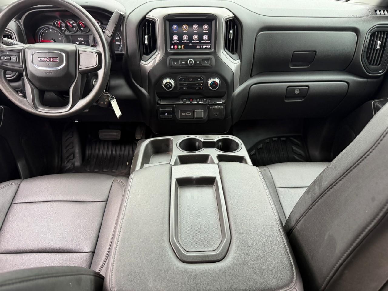 GMC Sierra 1500 Vehicle Full-screen Gallery Image 11