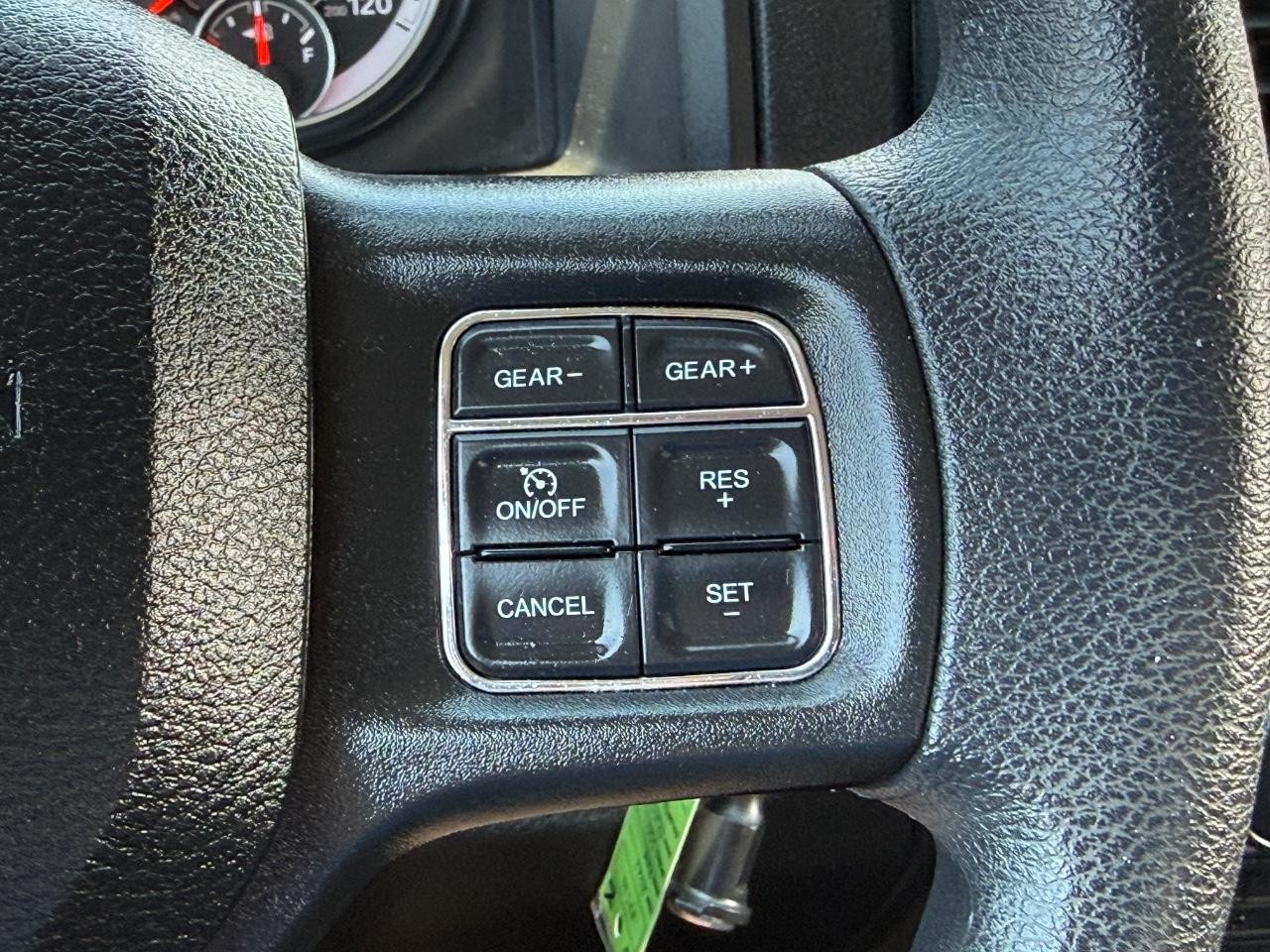 Ram 1500 Classic Vehicle Full-screen Gallery Image 17