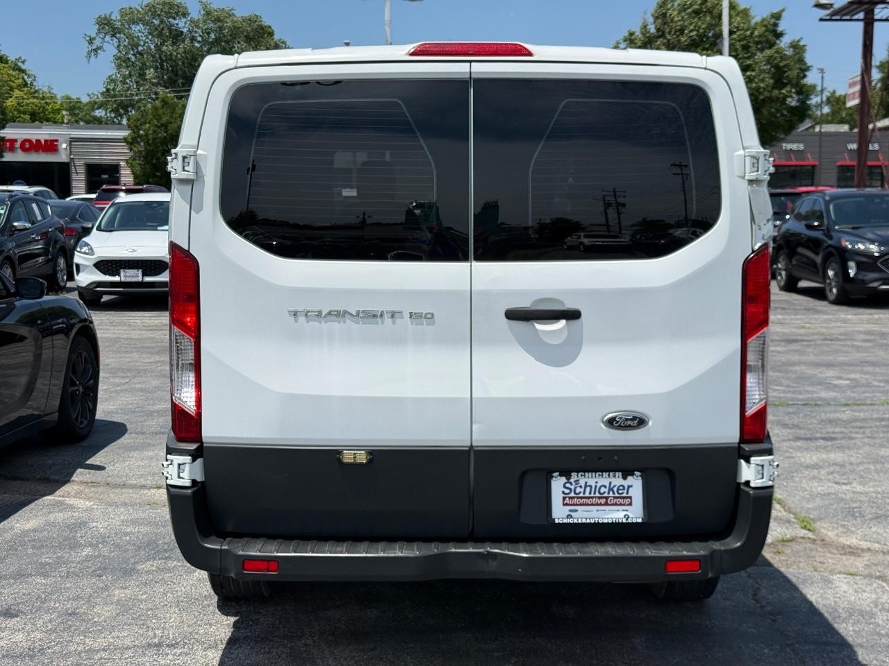 Ford Transit Cargo Van Vehicle Full-screen Gallery Image 05