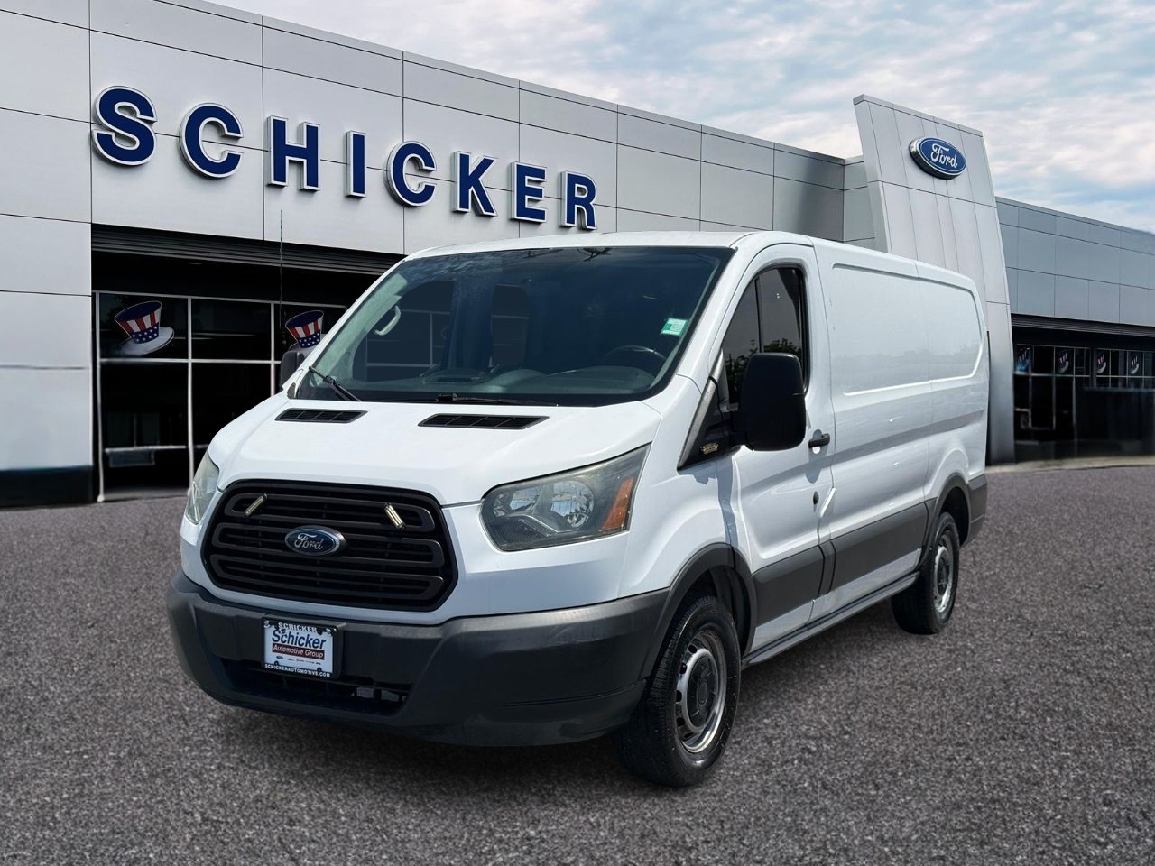 Ford Transit Cargo Van Vehicle Full-screen Gallery Image 08