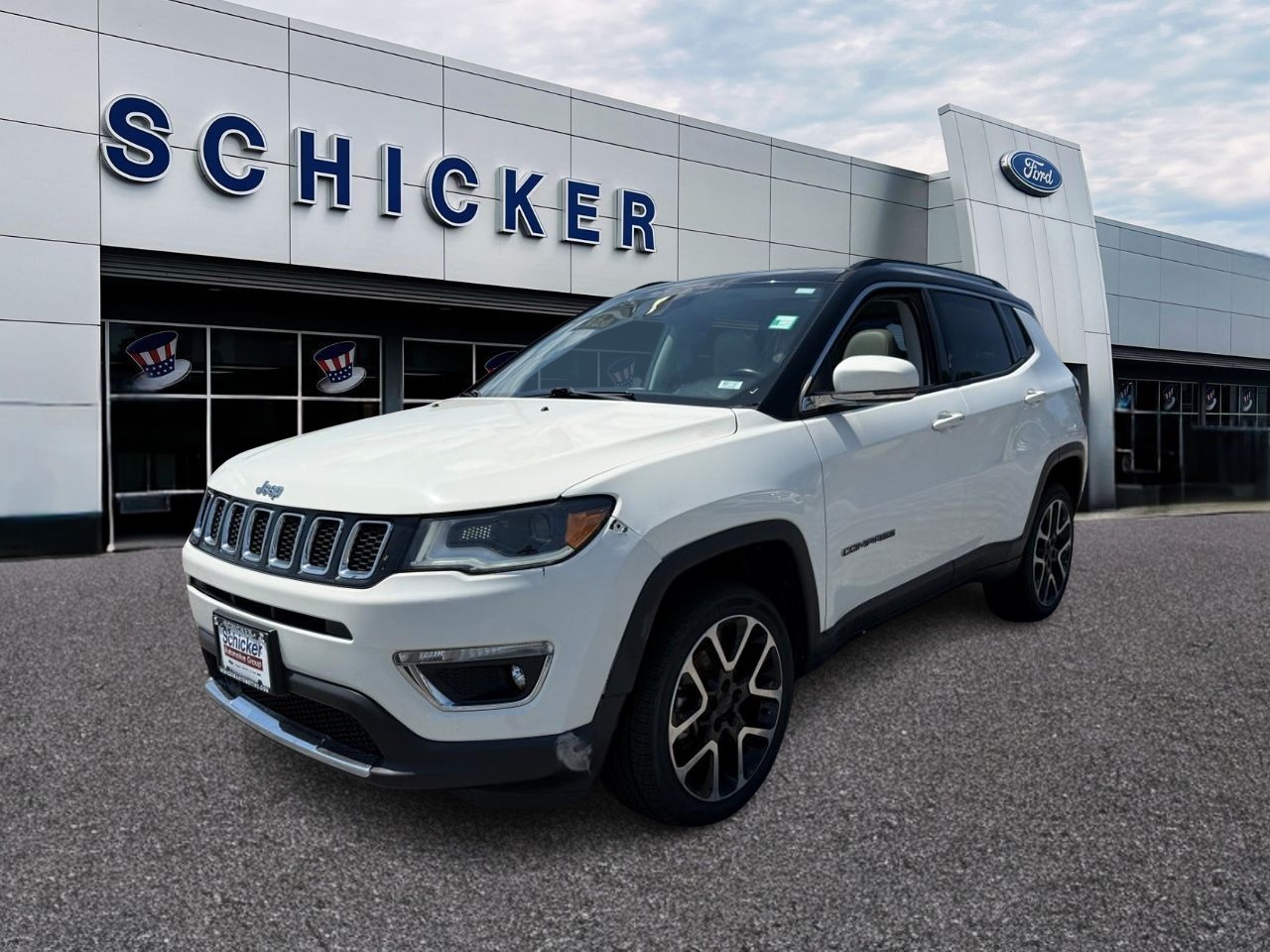 Jeep Compass Vehicle Full-screen Gallery Image 04