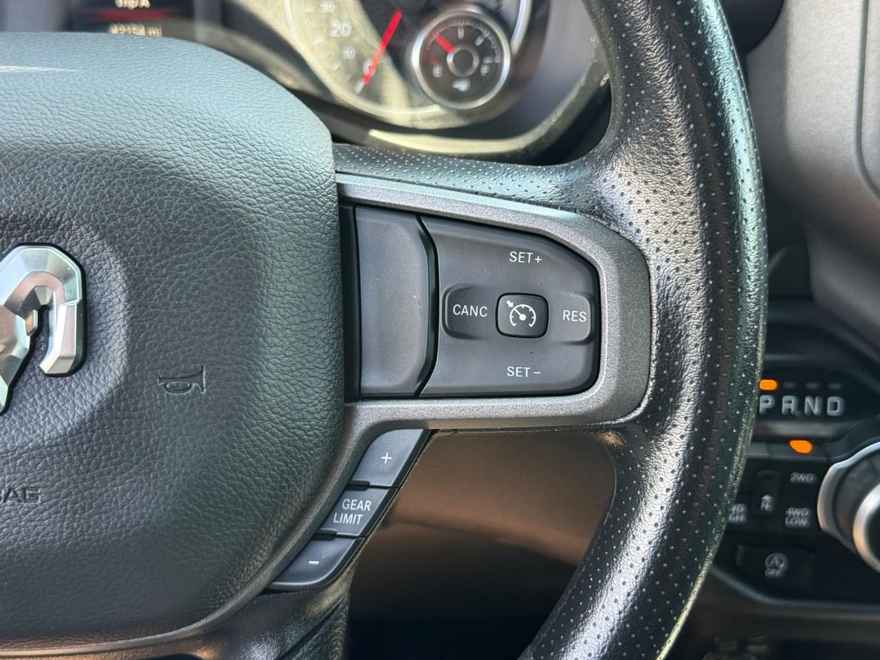 Ram 1500 Vehicle Full-screen Gallery Image 20