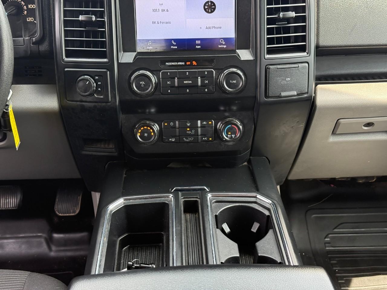 Ford F-150 Vehicle Full-screen Gallery Image 14