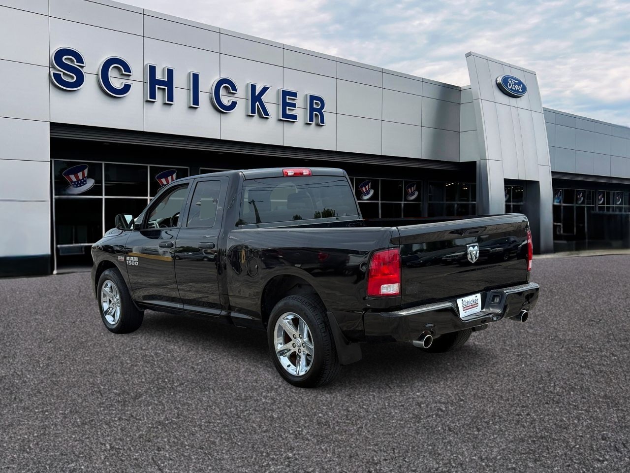 Ram 1500 Vehicle Full-screen Gallery Image 03