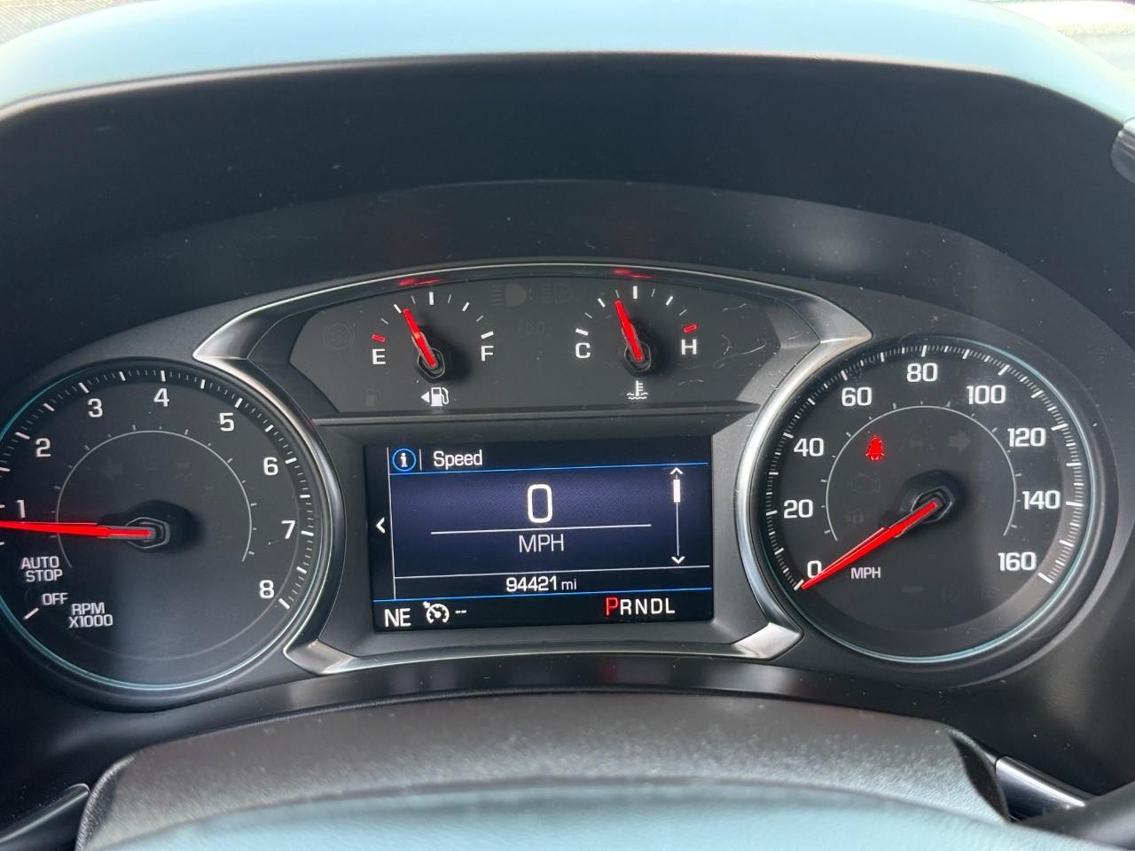 Chevrolet Equinox Vehicle Full-screen Gallery Image 20