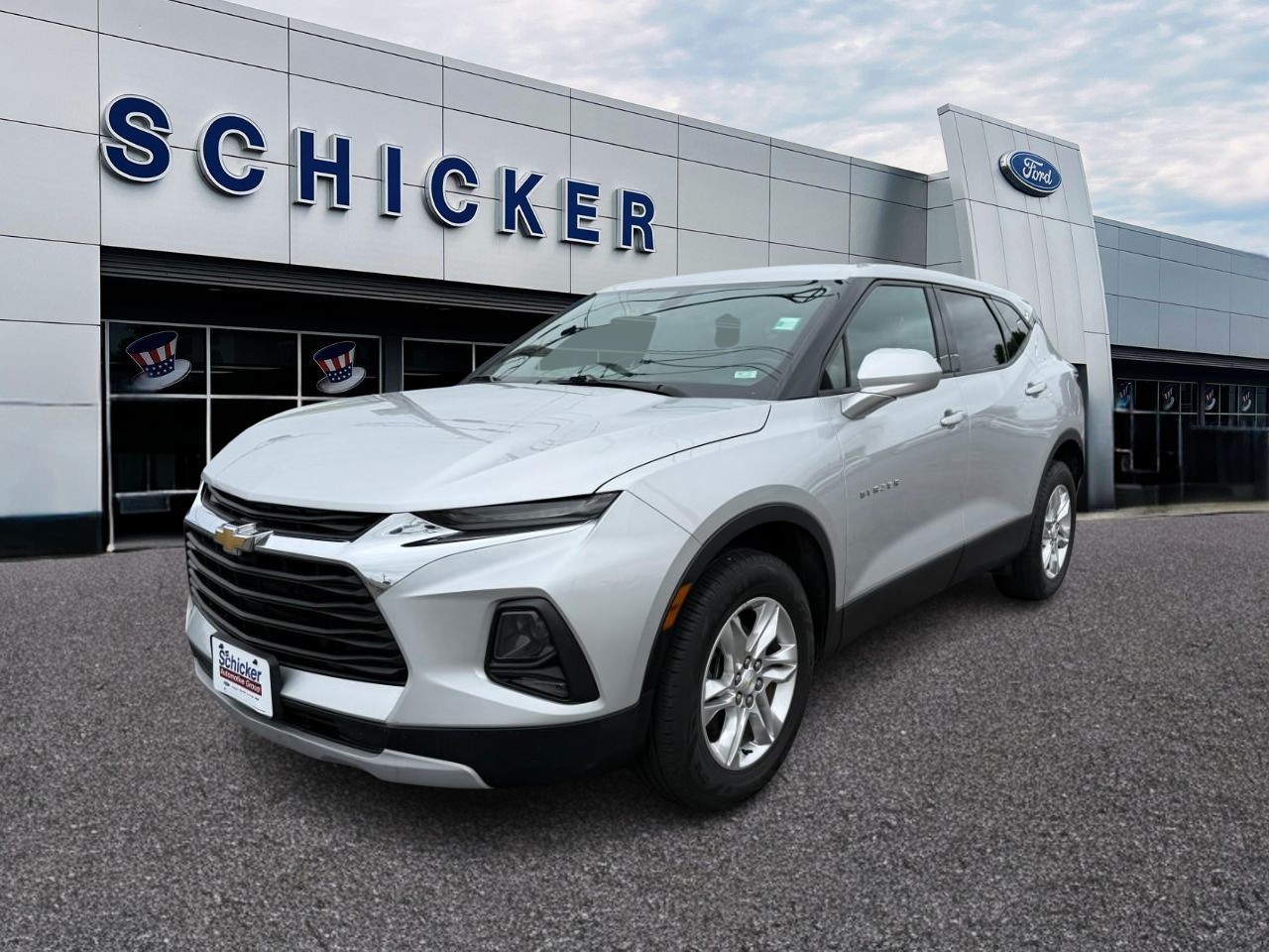 Chevrolet Blazer Vehicle Full-screen Gallery Image 04