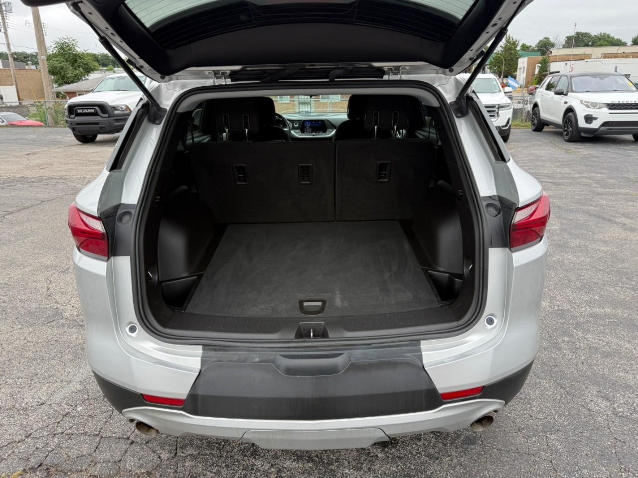 Chevrolet Blazer Vehicle Full-screen Gallery Image 07