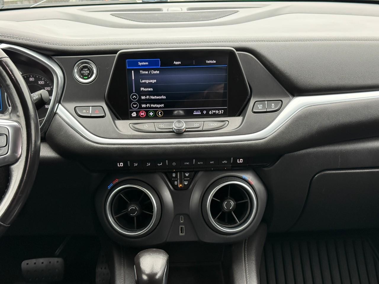 Chevrolet Blazer Vehicle Full-screen Gallery Image 13