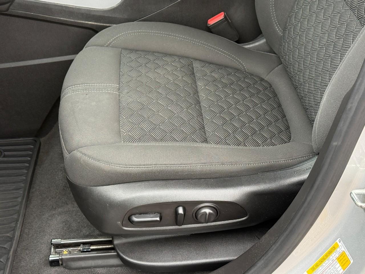 Chevrolet Blazer Vehicle Full-screen Gallery Image 16