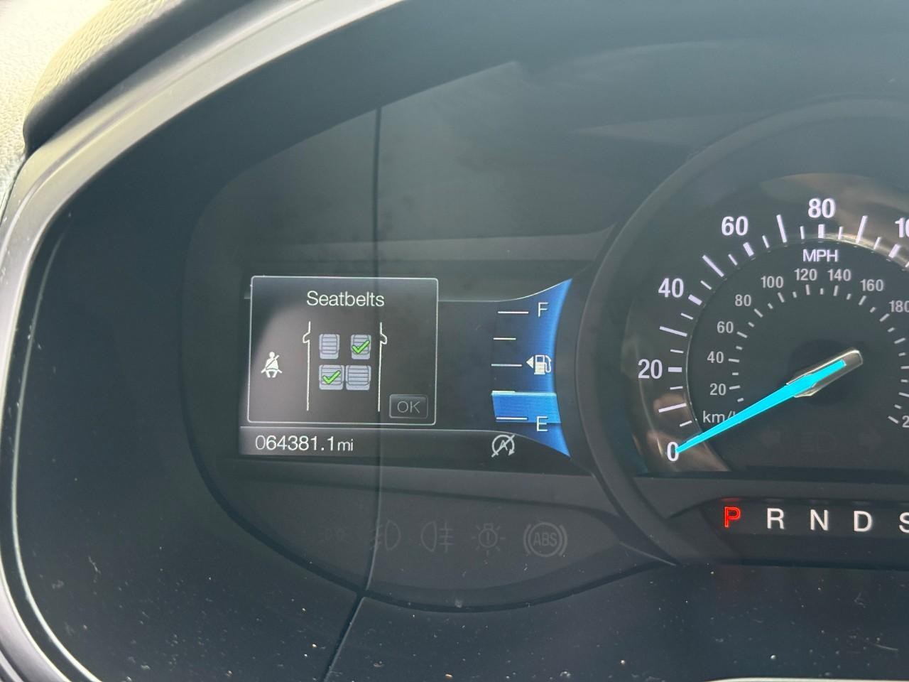 Ford Edge Vehicle Full-screen Gallery Image 18
