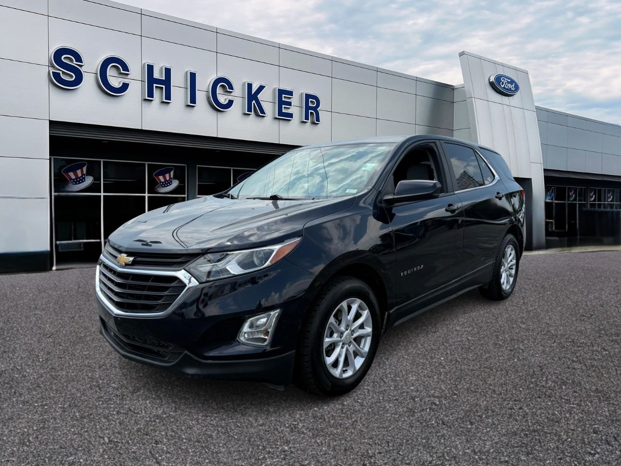 Chevrolet Equinox Vehicle Full-screen Gallery Image 04