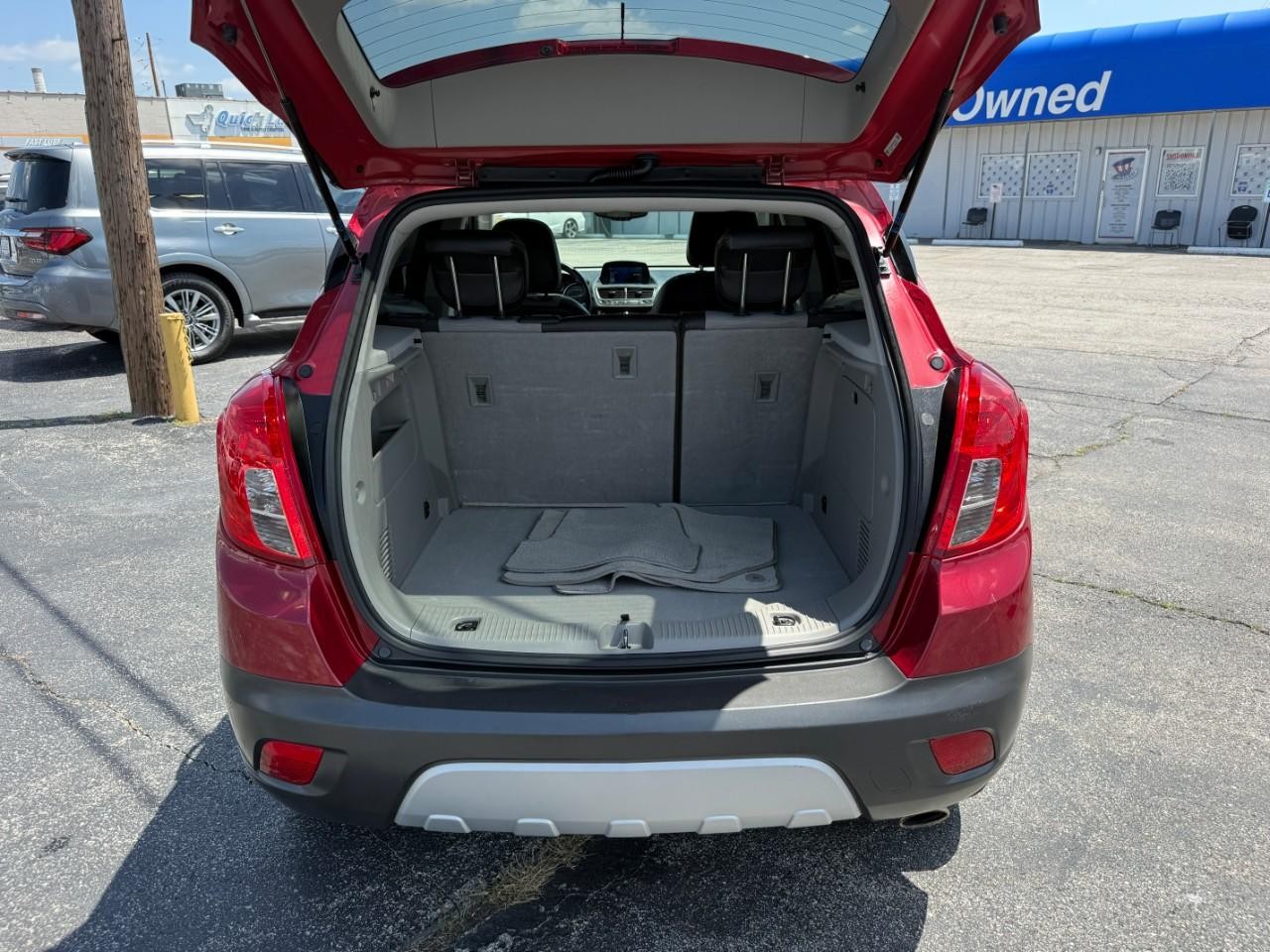 Buick Encore Vehicle Full-screen Gallery Image 07