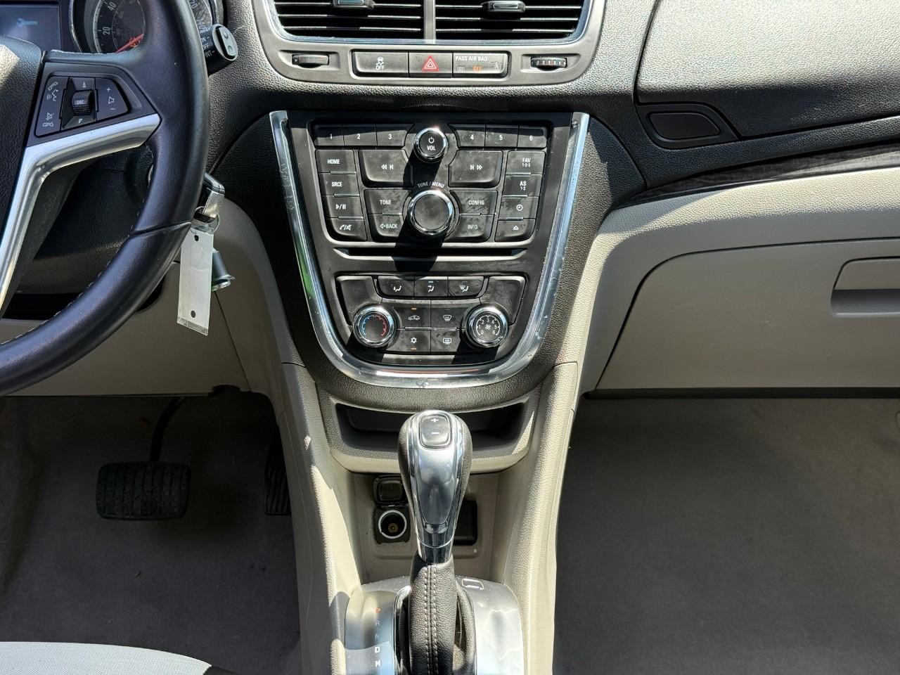 Buick Encore Vehicle Full-screen Gallery Image 15