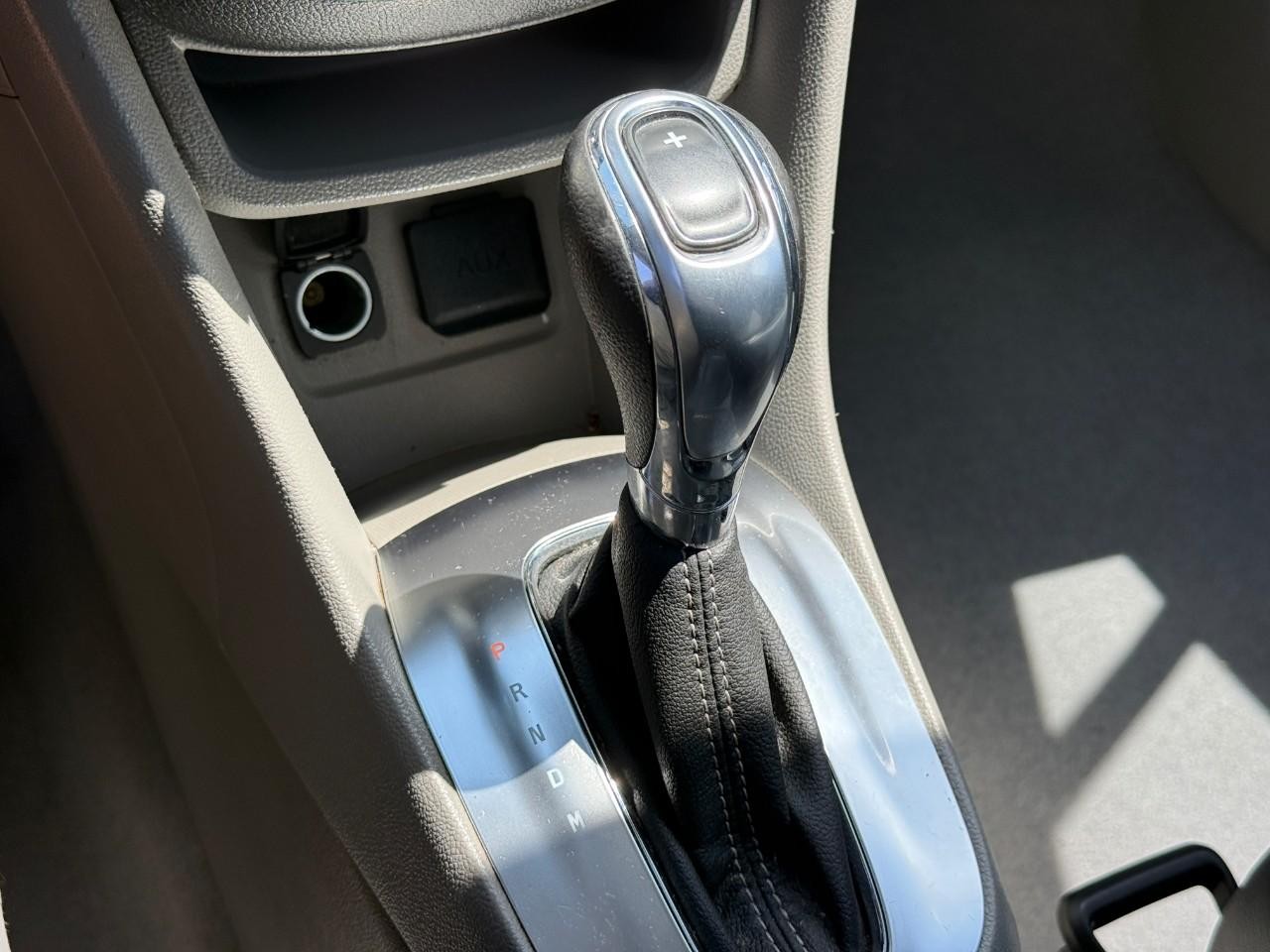 Buick Encore Vehicle Full-screen Gallery Image 22