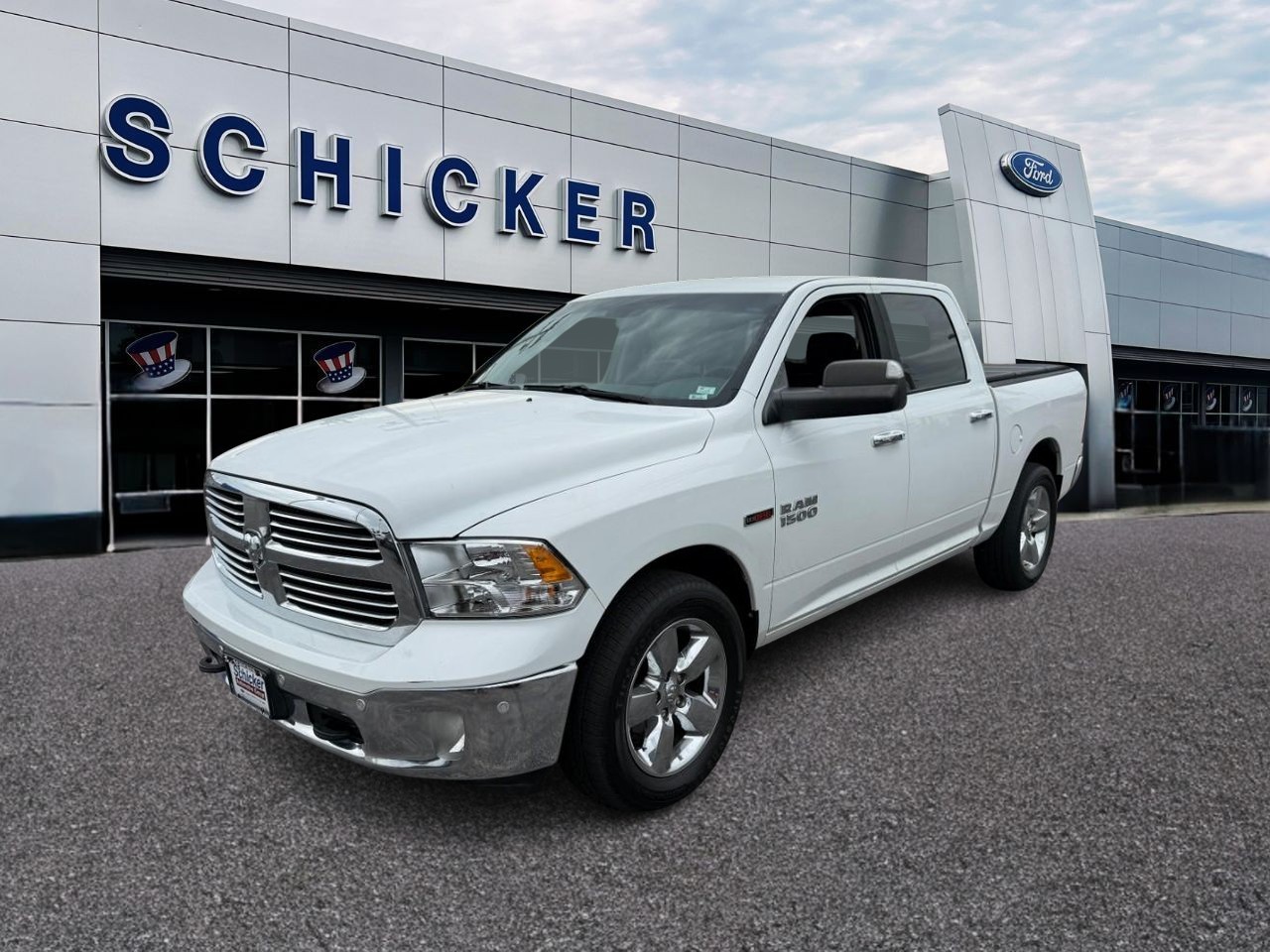 Ram 1500 Vehicle Full-screen Gallery Image 04